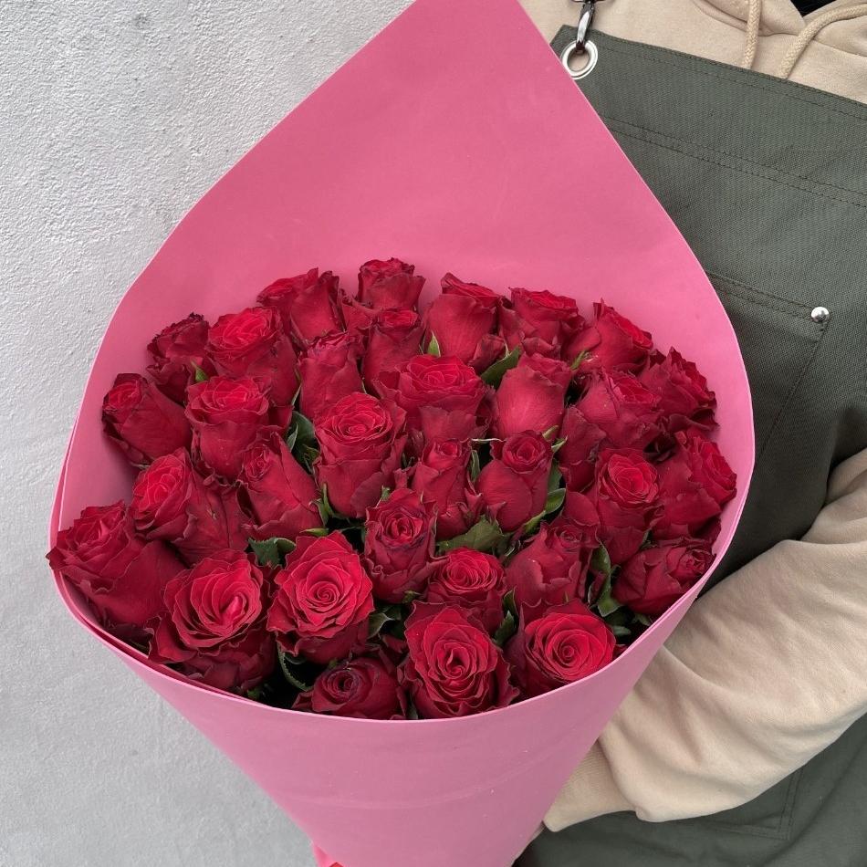 Букеты из красных роз 60 см (Эквадор) (артикул  205368)
