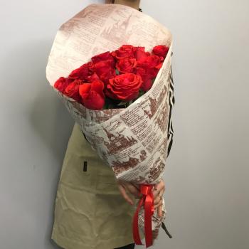 Красные розы 15 шт 60см (Эквадор) Артикул  126248